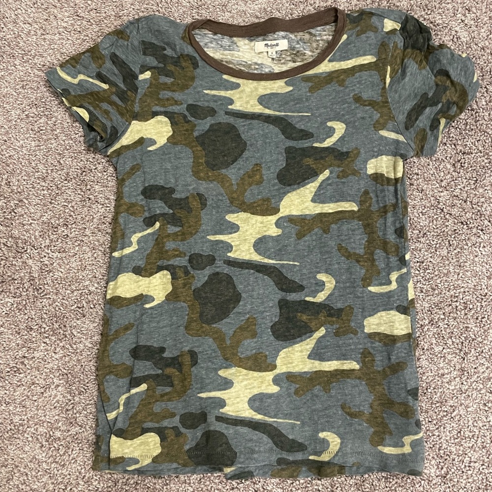 Madewell camo tee size S